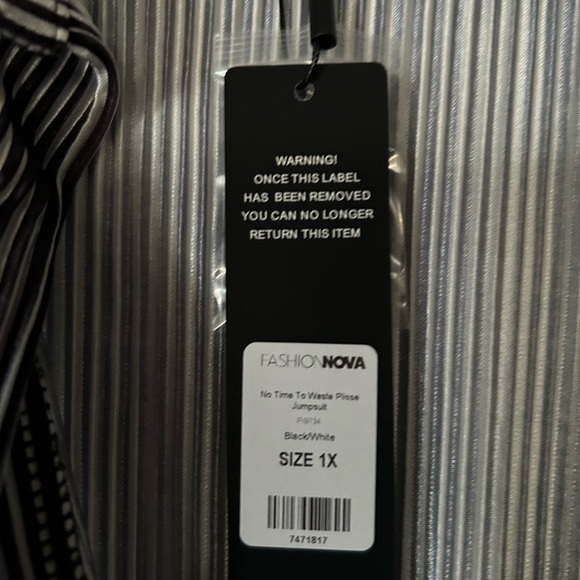 Fashion Nova striped dressy jumpsuit, black and white, size 1X, New with tags - Picture 3 of 5